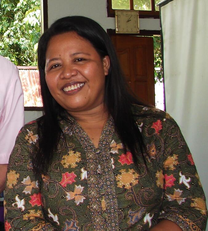 Ibu Selvia Lasano.jpg